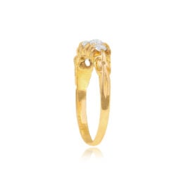 Top Side View Diamond and Gold Engagement Ring 15231